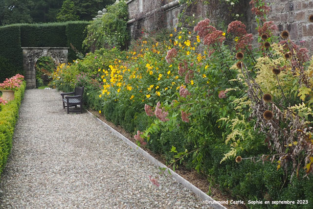 Drummond Castle: terrasse