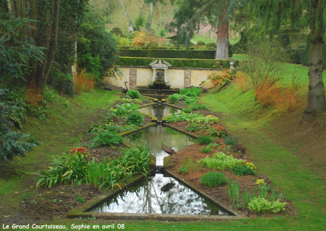Grand Courtoiseau: jardin italien