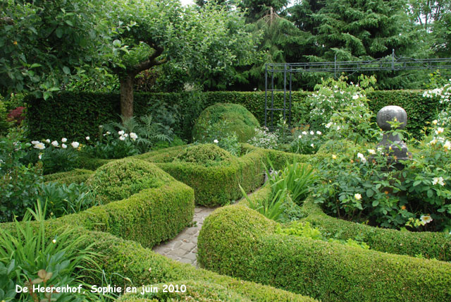 De heerenhof: jardin formel