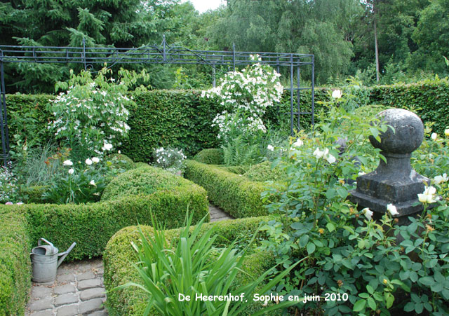 De heerenhof: jardin formel