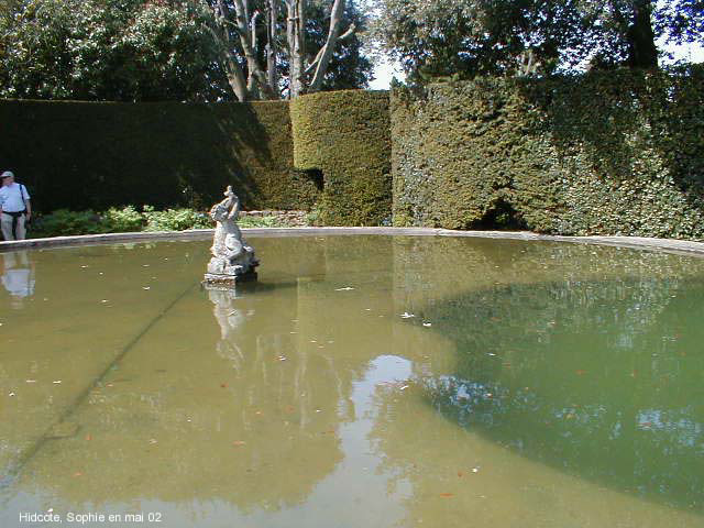 Hidcote: basssin circulaire