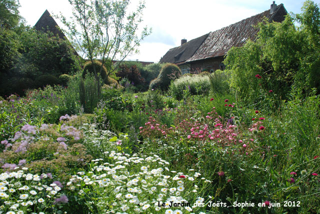 Jardin des Joëts: grands massifs