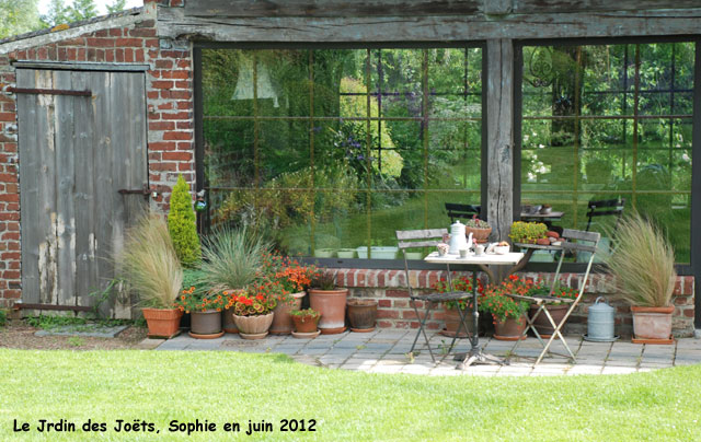 Jardin des Joëts: terrasse