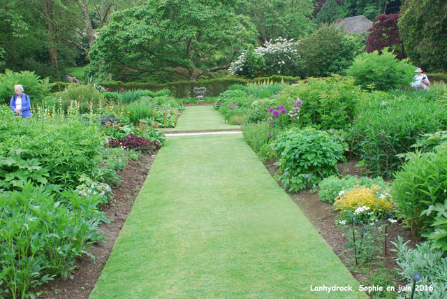 Lanhydrock: broderie