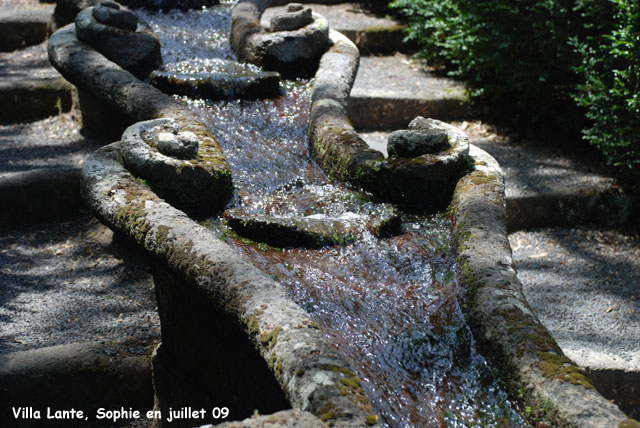 Vila Lante: chaîne d'eau