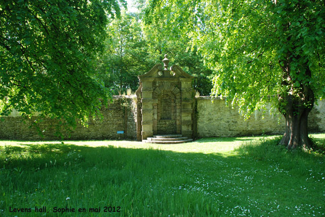 Levens Hall: porte du labyrinthe