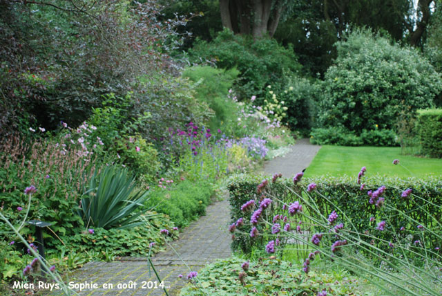 Mien Ruys: hoektuin