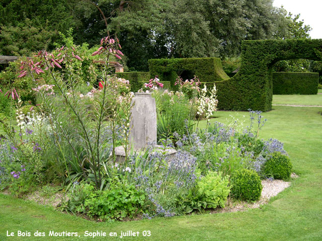 Bois des Moutiers: le jardin au cadran solaire