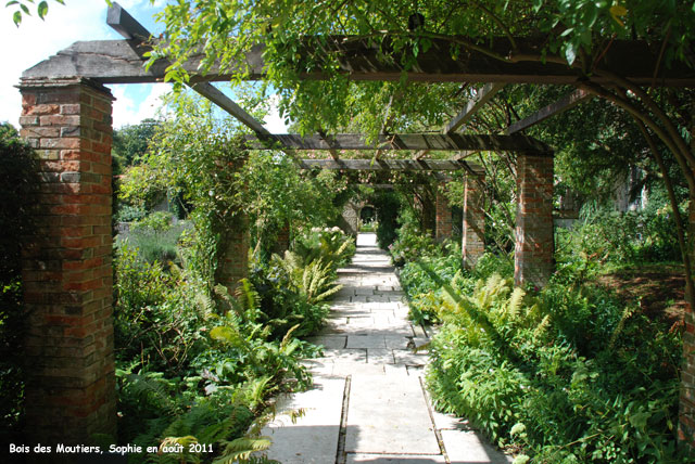 Bois des Moutiers: pergola