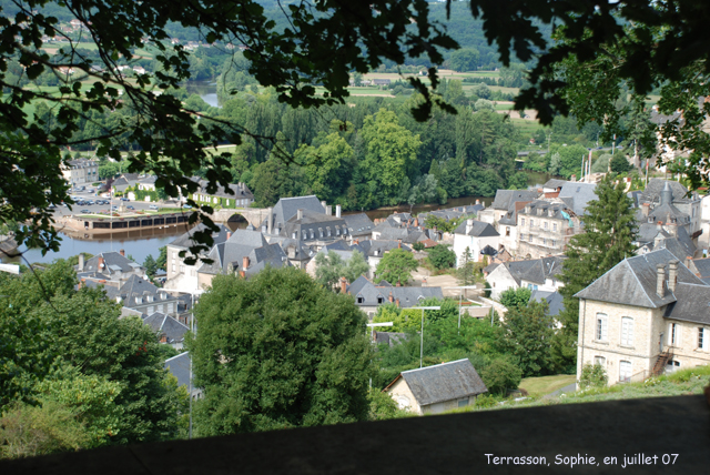 Terrasson: vue sur la ville