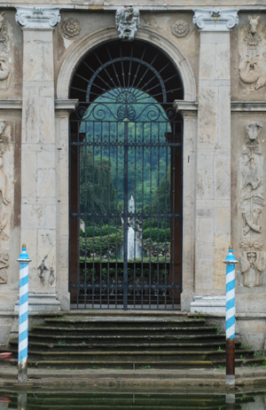 ponton de la porte de Diane à Valsanzibio