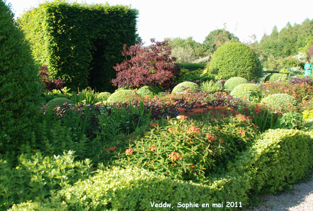 Veddw: le jardin de devant