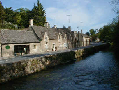 le long de la Coln
