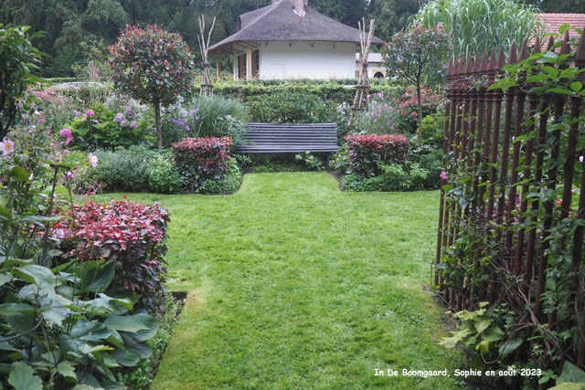 Boomgaard: le jardin pourpre